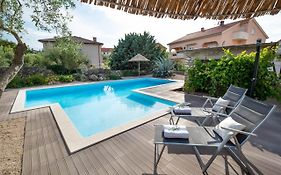 Villa Cimic